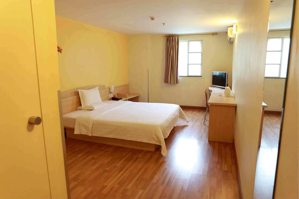 7Days Inn Xiamen Lotus Square Branch Jiangtou Room photo