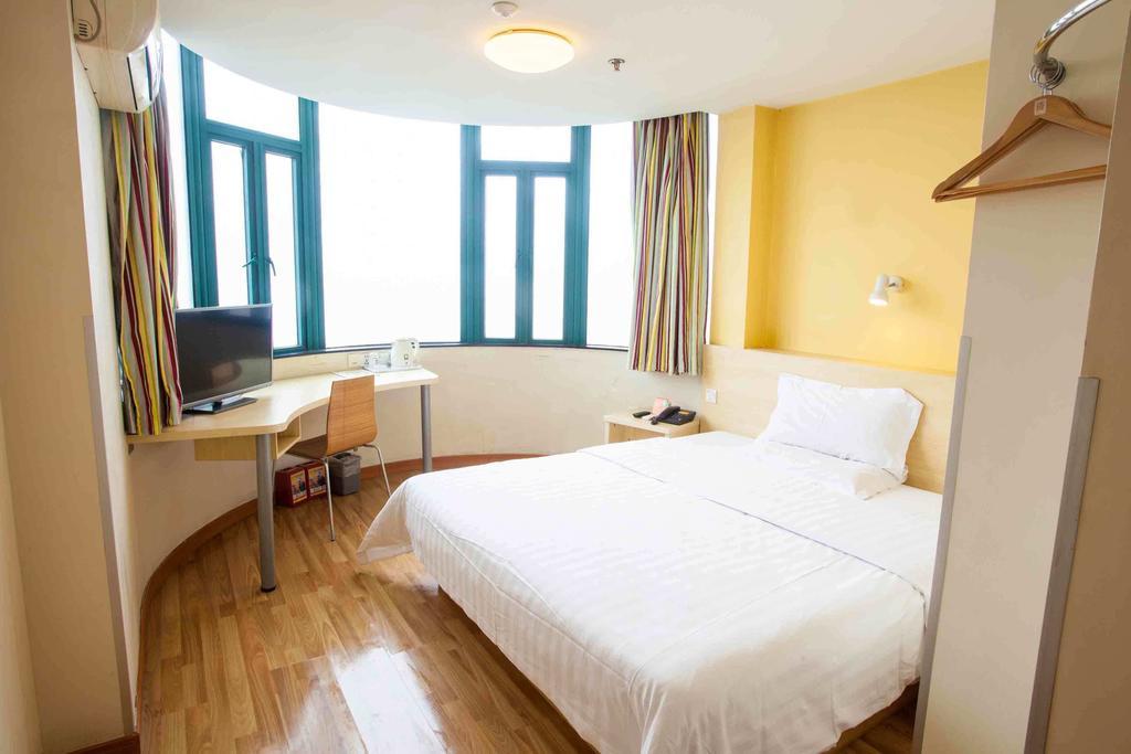 7Days Inn Xiamen Lotus Square Branch Jiangtou Room photo